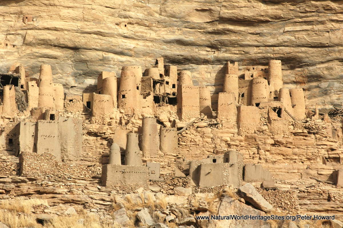 Cliff of Bandiagara (Land of the Dogons) | Natural World Heritage Sites