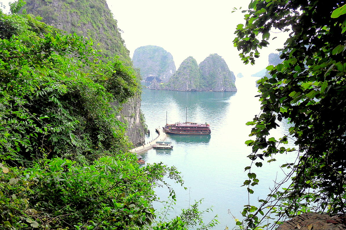 Ha Long Bay | Natural World Heritage Sites